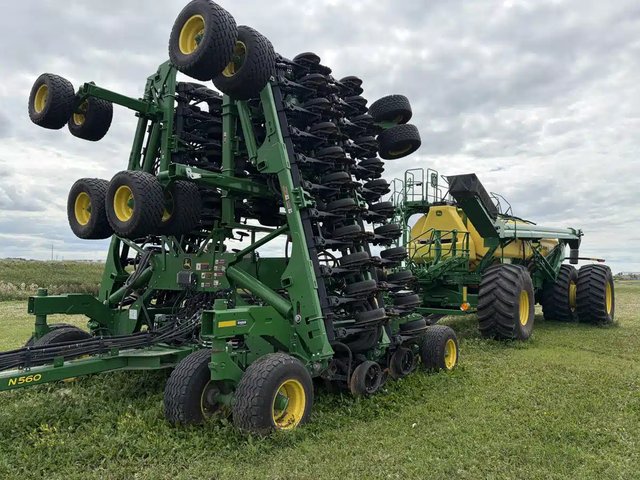 2025 John Deere N560/C850T Semoir à air