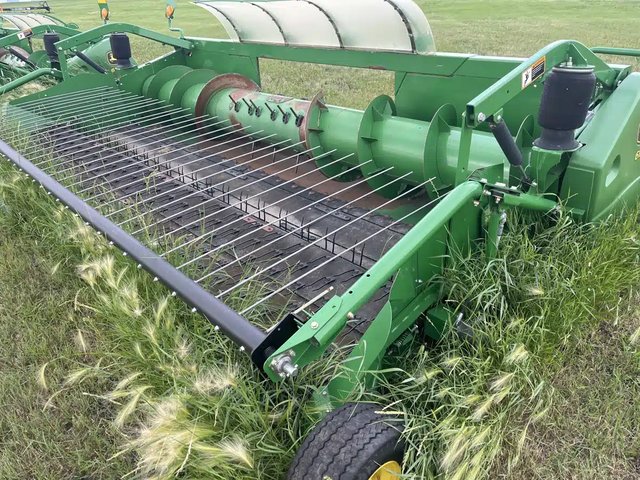 2014 John Deere 615P Nez - Ramasseur