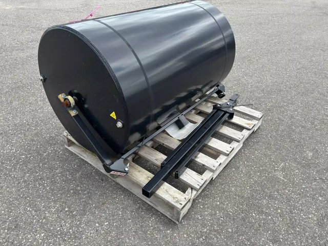 2025 DeBlieck’s Custom Manufacturing Inc 48.30HD Lawn Roller