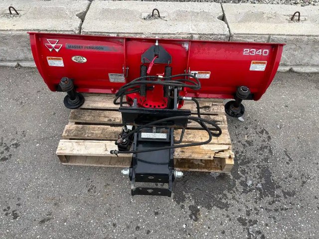 2016 Massey Ferguson MF 2340 Lame