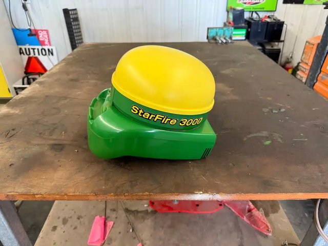 2011 John Deere STARFIRE 3000 Récepteur GPS