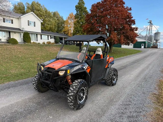 2011 Polaris Ranger RZR 800 S Véhicule utilitaire