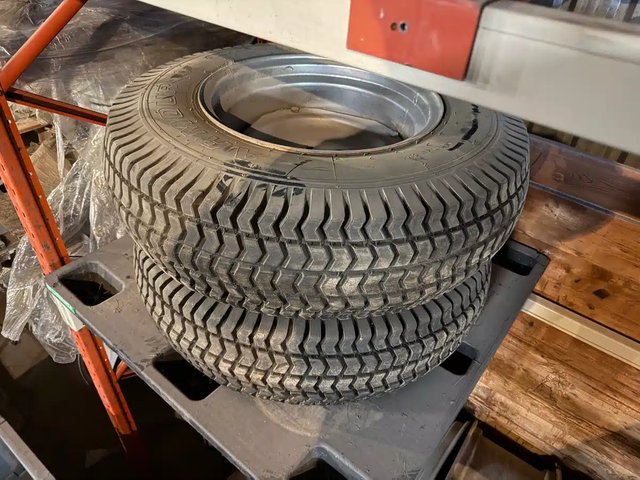 Armstrong 11.2-20 Pneus