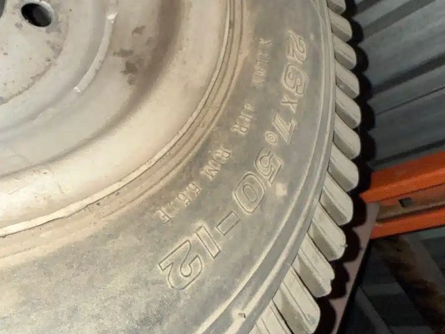 Goodyear 26X7.50-12 Pneus