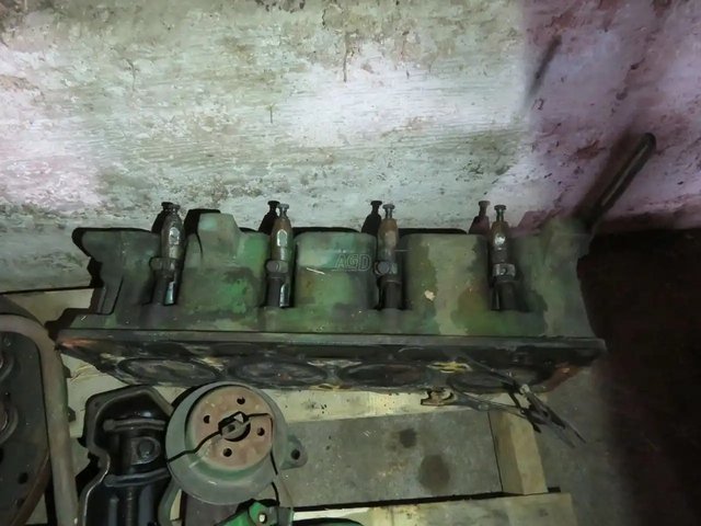 1961-1964 John Deere Cyl Head pièces - neuves et usagées