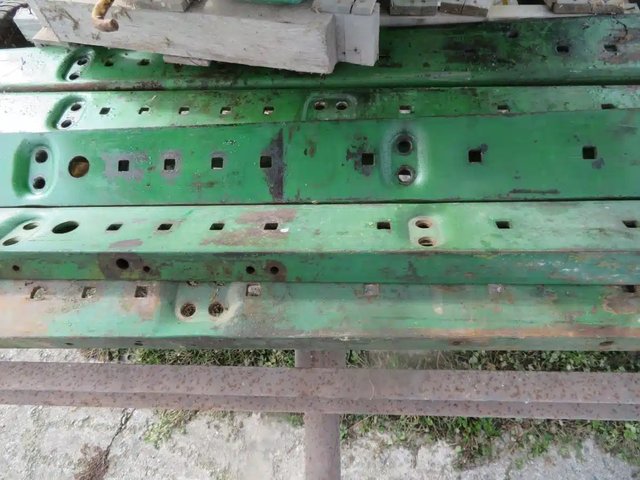 1961-1972 John Deere side frame rail pièces - neuves et usagées