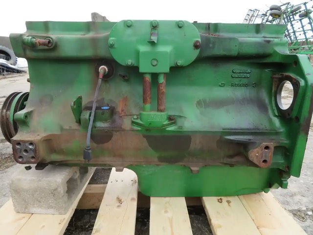 1977 John Deere R59850 Engine Block pièces - neuves et usagées