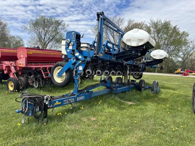2003 Kinze 3650 Planteur