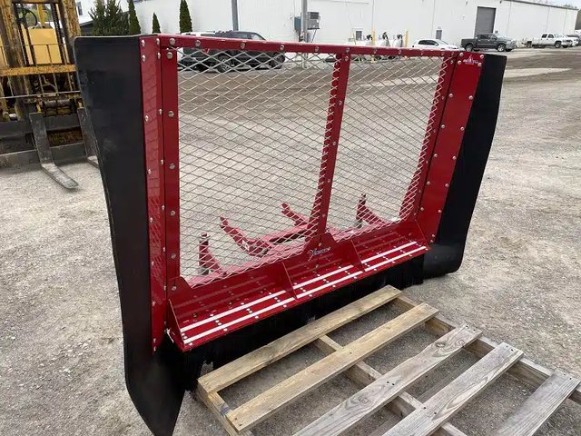 2022 Ventrac EF300 Lame