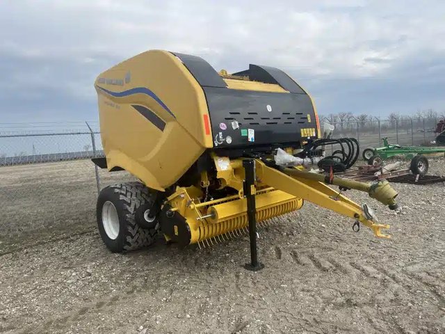 2026 New Holland PRO-BELT 450 Presse à Balle Ronde