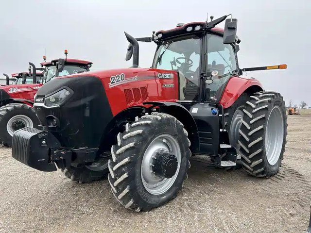 2024 Case IH MAGNUM 220 Tracteur