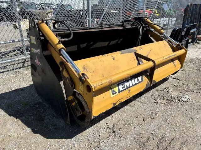 2018 Emily ACHGRM210 Godet (bucket)