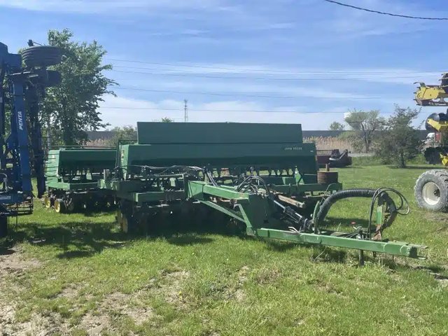 1993 John Deere 750 Semoir