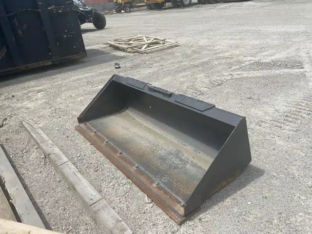 2023 New Holland 72" SS Godet (bucket)