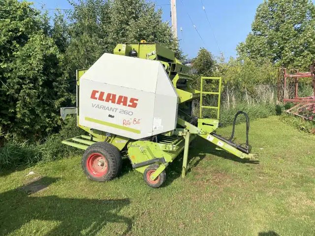 2005 CLAAS 260 Presse à Balle Ronde