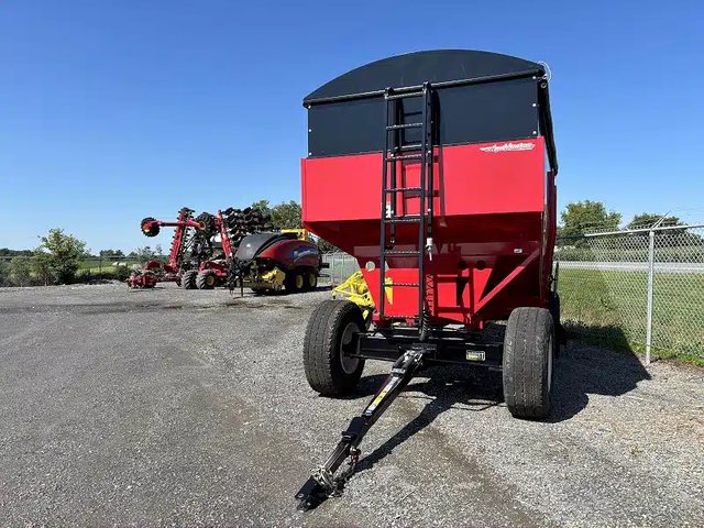 2026 AgriMaster A 600 Boîte de gravité