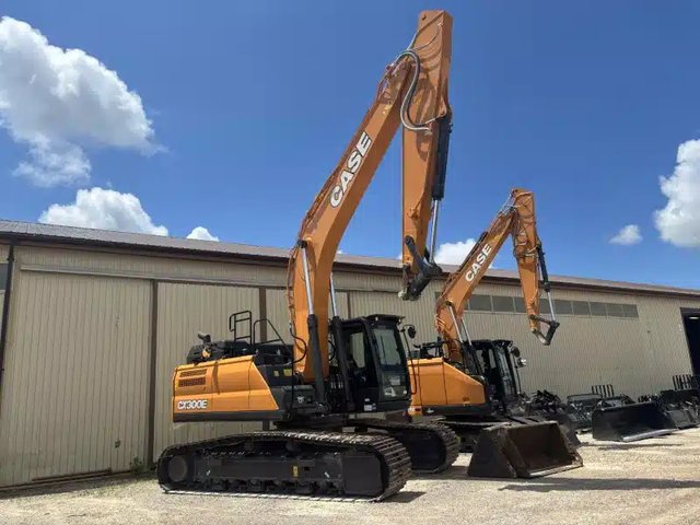 2026 Case CX300E Excavatrice