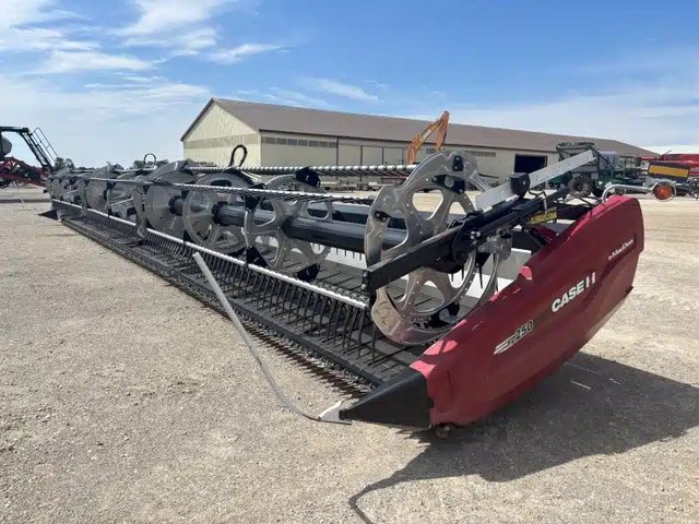 2023 MacDon FD250