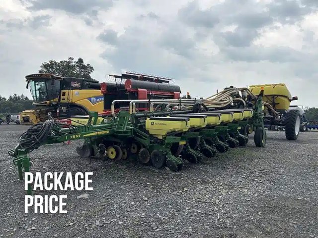2016 John Deere 1775NT 16R30 Planteur