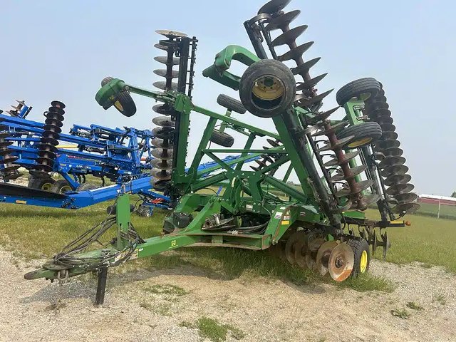 2013 John Deere 2623-33.5 Disque