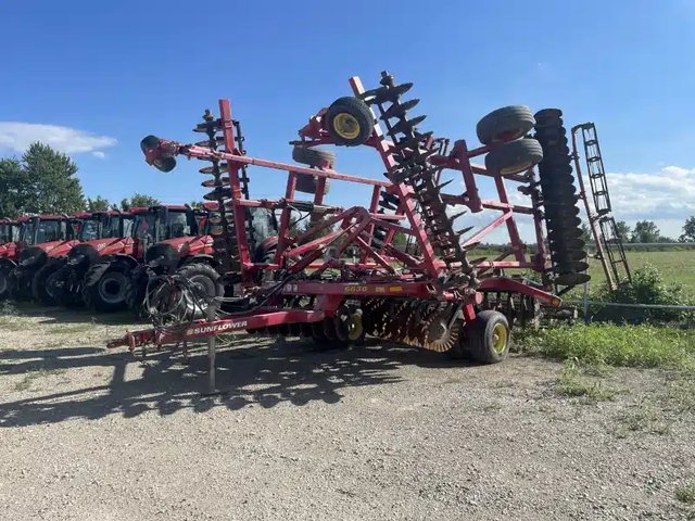 2013 Sunflower 6630 Labour vertical
