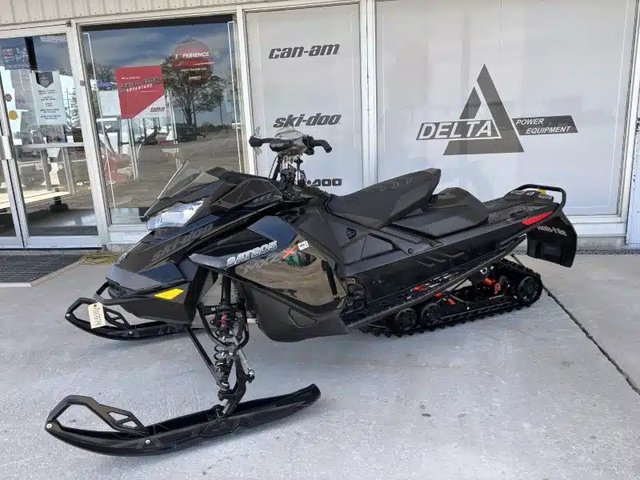 2022 Ski-Doo MXZ X 850 Motoneige