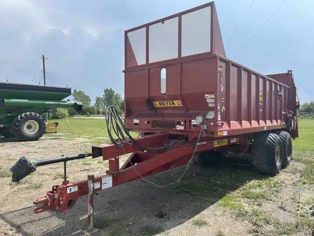 2012 Meyer 9520W Épandeur à fumier