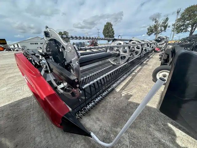 2026 MacDon FD240+
