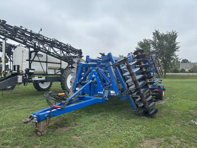 2018 Landoll 2410-7-24 disque scarificateur