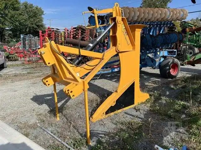 2025 ACE DR8 labourage - en rang