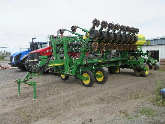 2011 John Deere 1790 Planteur