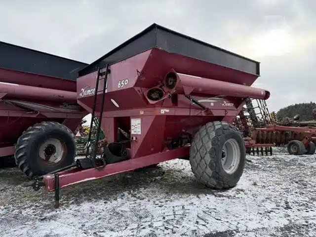 Demco 650 Chariot à Grain