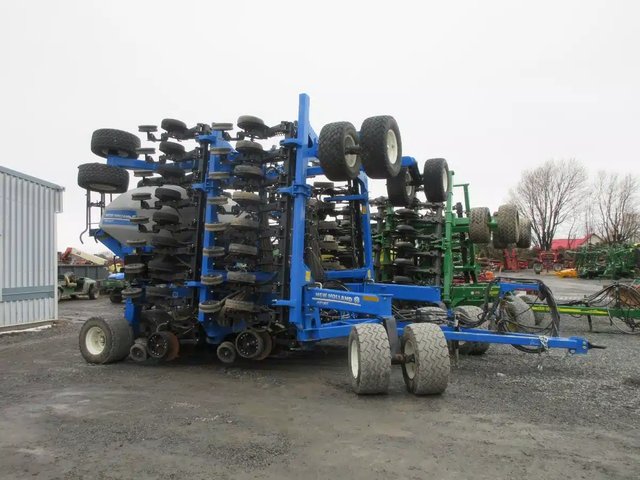 2022 New Holland P2185 Semoir à air