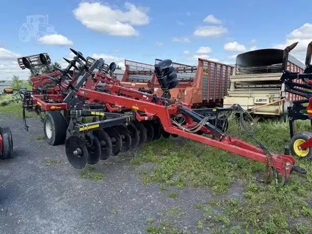 Case IH ET875 disque scarificateur