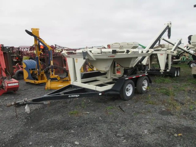 Friesen TITAN 4 SE semences Tender
