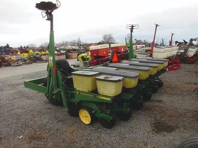 John Deere 7240 Planteur
