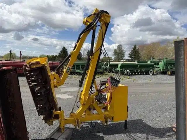 Roussea 470SE Broyeur à fléaux
