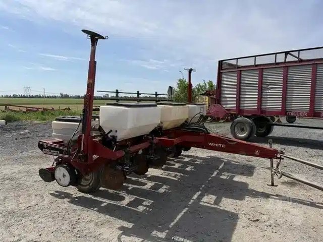 Agco White 6100 Planteur