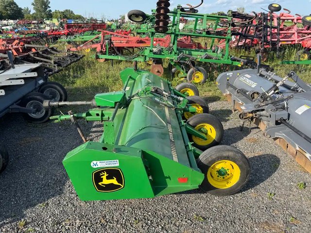 John Deere 115 Broyeur à fléaux