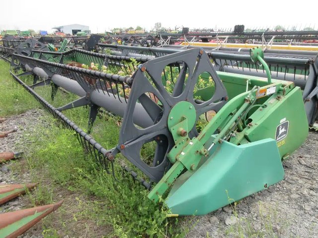 John Deere 925F Header - Flex