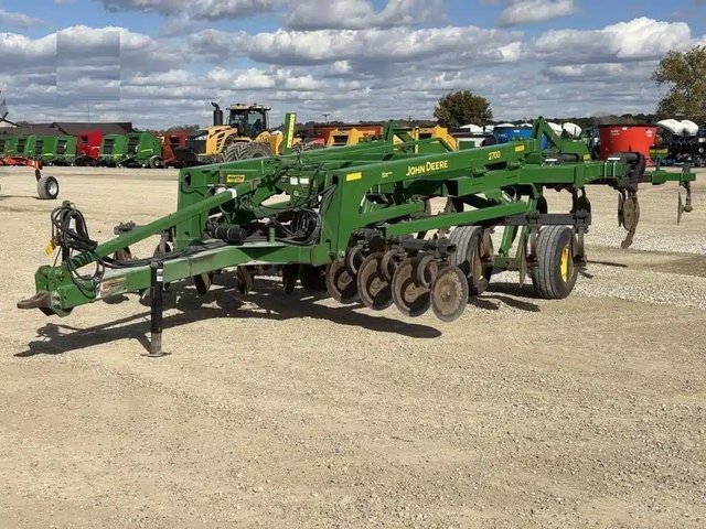 John Deere 2700 disque scarificateur