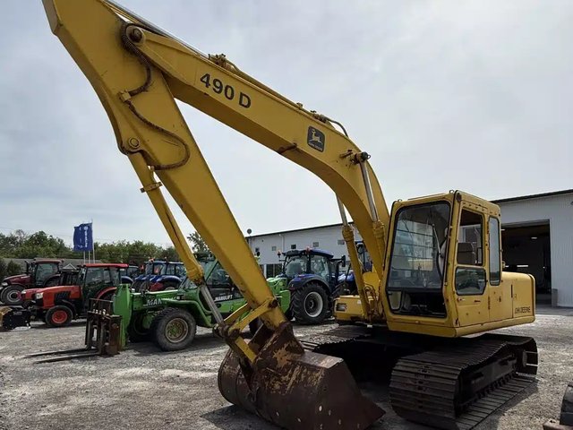 John Deere 490E Excavatrice