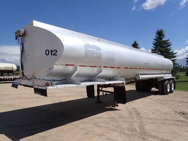 1973 Fruehauf 40FT Tandem Aluminum remorque - citerne