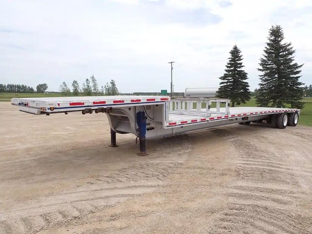 2015 East 48FT Tandem Aluminum remorque - step deck