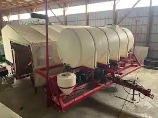 2017 RJ Equipment Transplanter Planteur