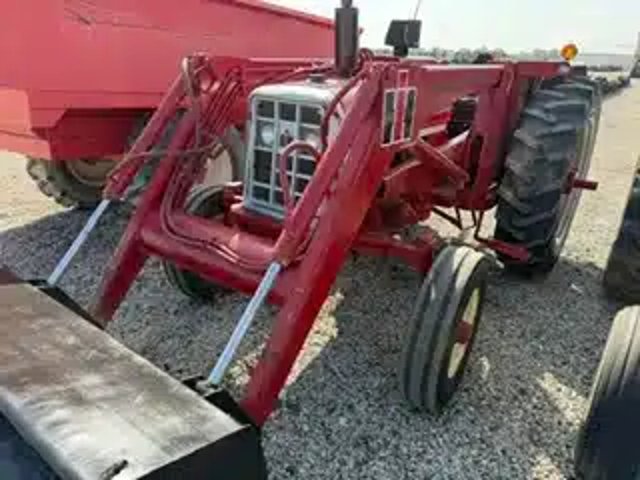 1975 IHI 574 Tracteur