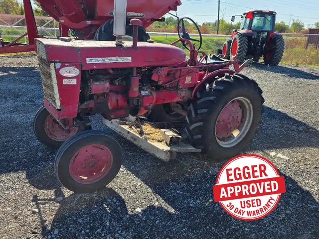 Farmall 140 Tracteur