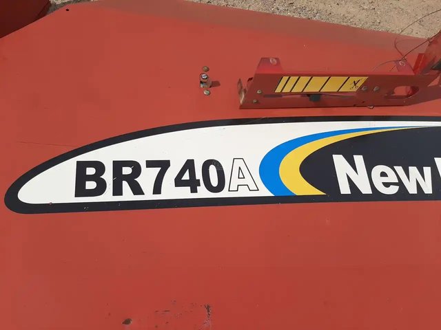 New Holland BR740A Presse à Balle Ronde