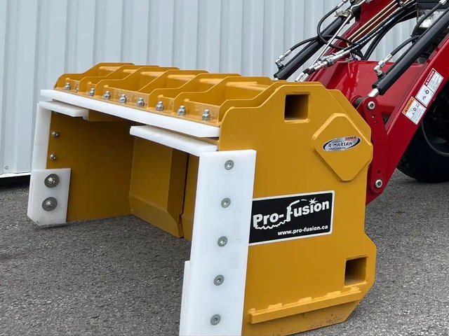2022 Pro-Fusion CR 6,5-10 Gratte à neige