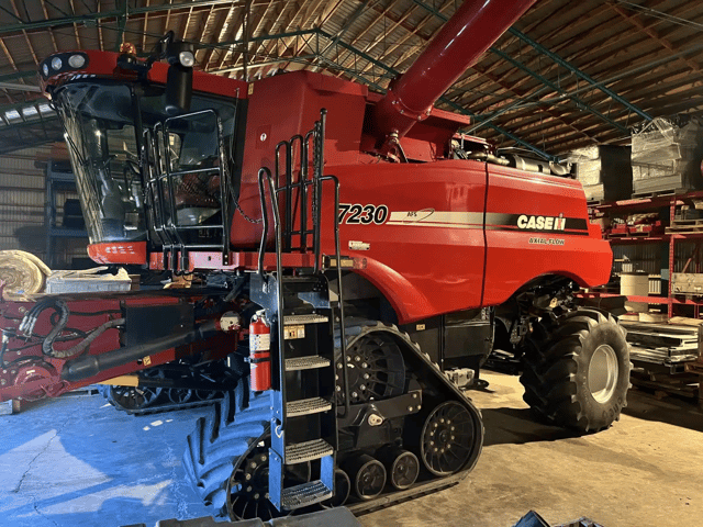 2012 Case IH 7230 Batteuse